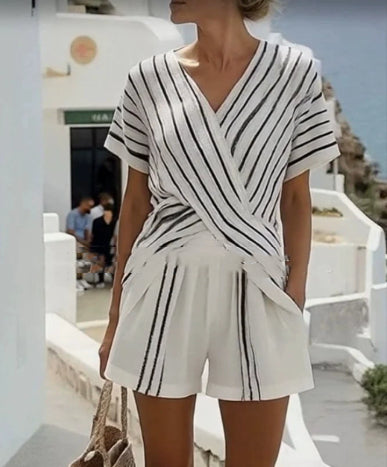 Casual V-Neck Short-Sleeve Striped Color-Block Shorts Two-Piece Set